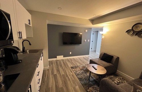Winnipeg House | 2-Bed Cozy Nest