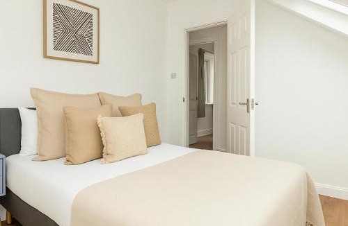 South Acton Apartment | 2 Bed Flat in Acton Town