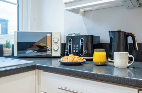 Pontcanna Apartment | 2-Bed Flat in Cardiff City Centre/Free Parking