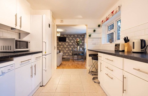 Elephant and Castle Apartment | 2 Bed Flat in Elephant & Castle