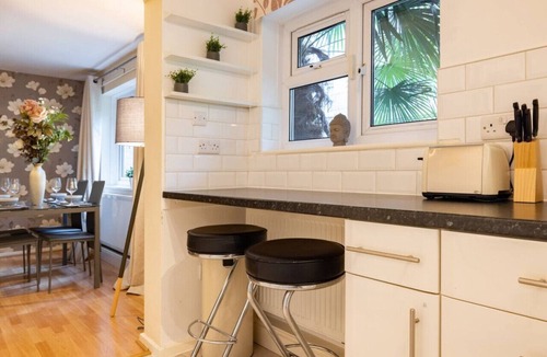 Elephant and Castle Apartment | 2 Bed Flat in Elephant & Castle