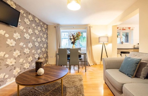 Elephant and Castle Apartment | 2 Bed Flat in Elephant & Castle