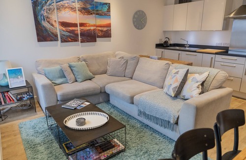 Nightingale Apartment | 2 bed flat in Wandsworth/Balham modern/spacious light -boutique hotel experience