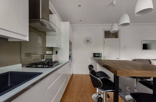 West Kensington Apartment | 2 Bed Flat in West Kensington
