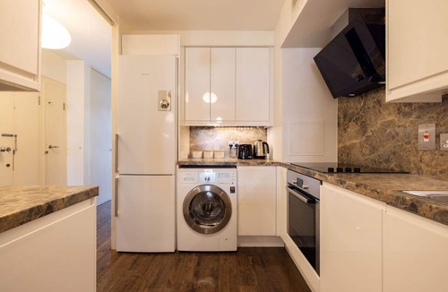 Bishopsgate Apartment | 2 Bed Flat near Barbican Centre