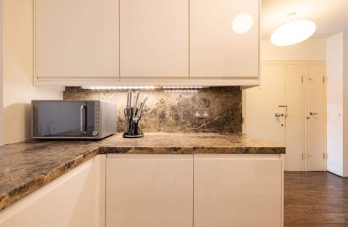 Bishopsgate Apartment | 2 Bed Flat near Barbican Centre