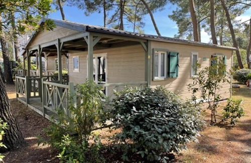 La Faute-sur-Mer Ski Chalet | 2 bedroom cottage for 4/6 people