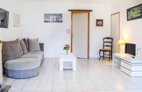 Saint-Germain-du-Pert House | 2 bedroom accommodation in St. Germain du Pert