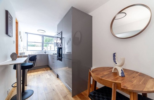Canonbury Apartment | 2 Bed Garden Flat in Islington