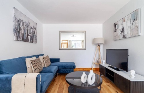 Canonbury Apartment | 2 Bed Garden Flat in Islington
