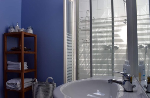 Le Neufbourg House | 2 Bed Gite (1km from Mortain)