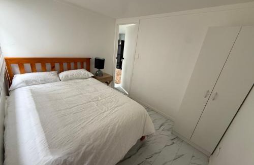 Auckland House | 2-bed granny flat near Auckland Airport & beaches