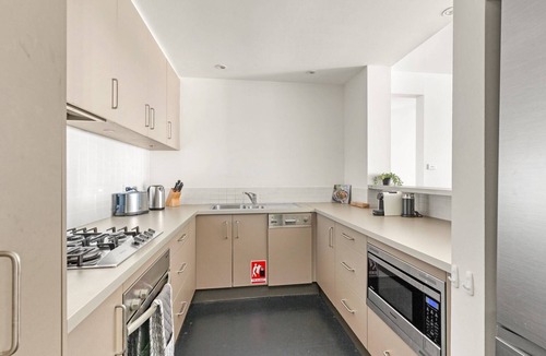 McMahons Point Apartment | 2-Bed Harbourside Home with Views in Fab Location