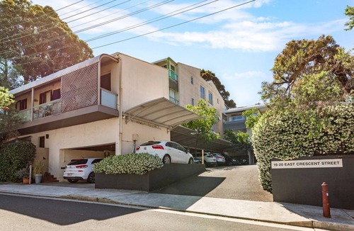 McMahons Point Apartment | 2-Bed Harbourside Home with Views in Fab Location