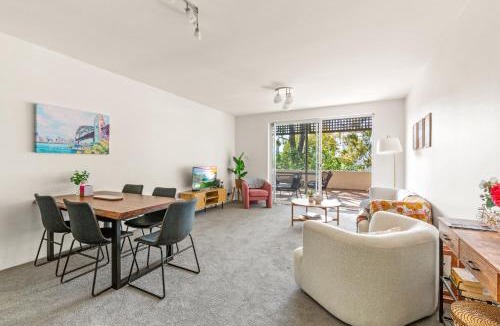 McMahons Point Apartment | 2-Bed Harbourside Home with Views in Fab Location