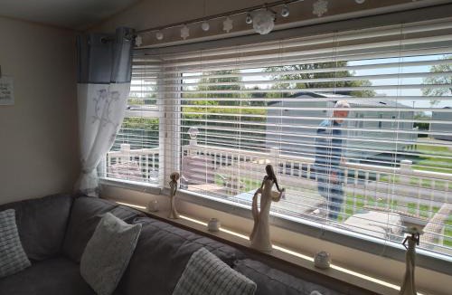Fenny Bentley Resort | 2-bed Hide-away Caravan at Ashbourne Heights
