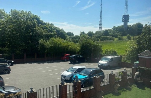 Oldbury House | 2 bed Home