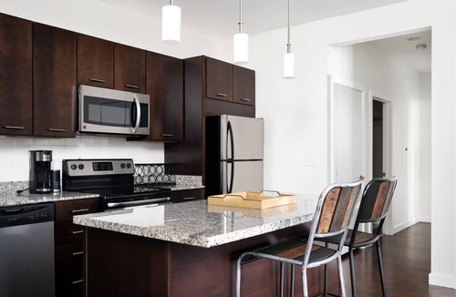 Grandview Heights Apartment | 2-Bed in a Luxury Building