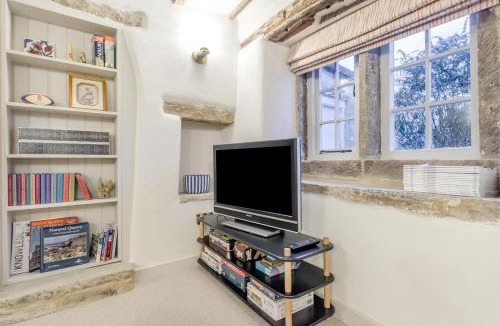 Clay Cross House | 2 Bed in Ashover oc-c33546