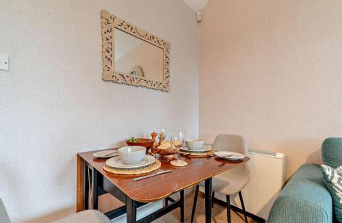 Kirkmichael House | 2 Bed in Ayr 96012