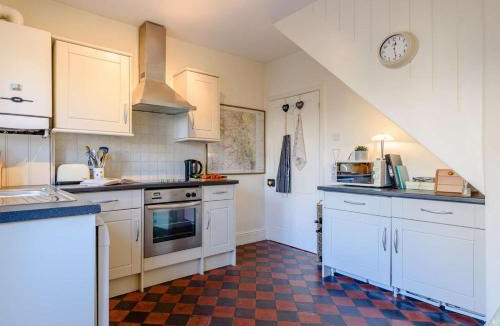 Bakewell House | 2 Bed in Bakewell PK894