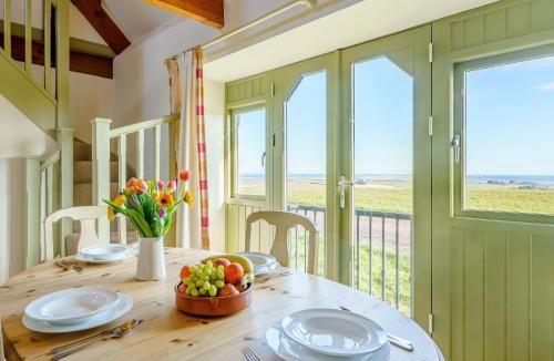 Fenwick House | 2 Bed in Bamburgh 36344