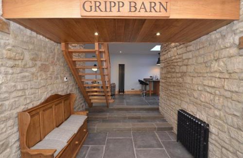 Farmborough House | 2 Bed in Bath 47045