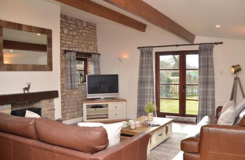 Bishop Sutton House | 2 Bed in Bath 56550