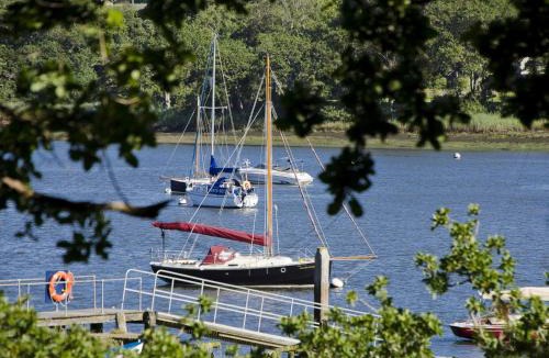 Beaulieu House | 2 Bed in Beaulieu NFL71