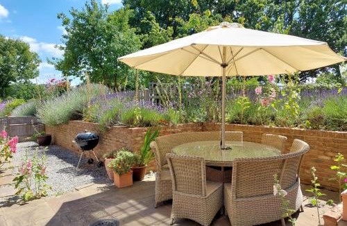 Biddenden House | 2 Bed in Biddenden oc-cb616