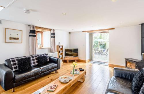Bude House | 2 Bed in Bradworthy 43239