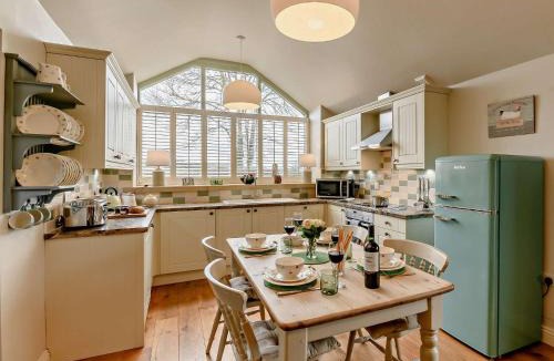 Brandsby House | 2 Bed in Brandsby 91540