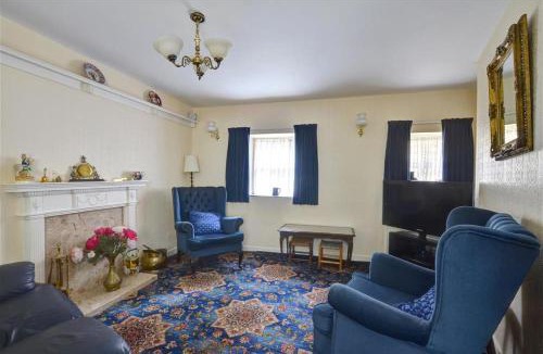 Bont Newydd Apartment | 2 Bed in Caernarfon oc-wag359