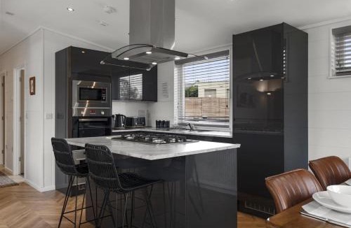 Canaston Wood Cabin | 2 Bed in Canaston Bridge oc-d34702