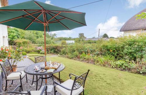 Sticklepath House | 2 Bed in Chagford 89119