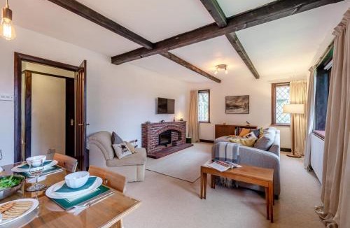 Charing House | 2 Bed in Charing oc-r29113