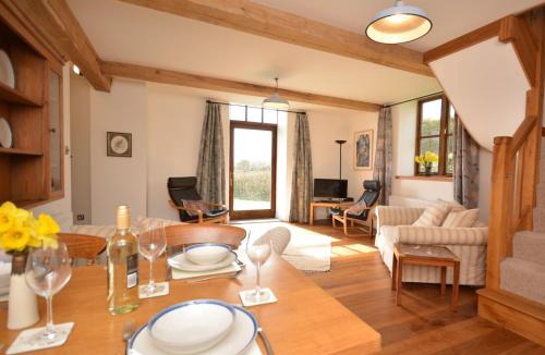 Compton Martin House | 2 Bed in Cheddar TFORG