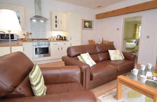 Bishop Sutton House | 2 Bed in Chew Magna oc-chela