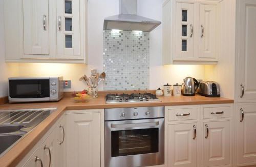 Bishop Sutton House | 2 Bed in Chew Magna oc-chela