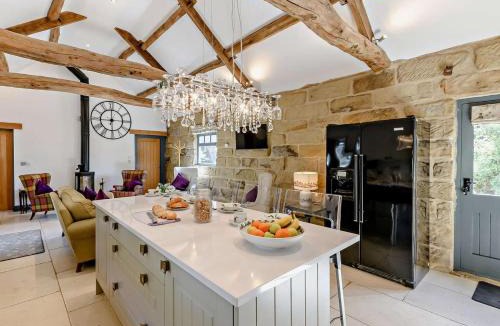 Easterside House | 2 Bed in Chop Gate oc-93098