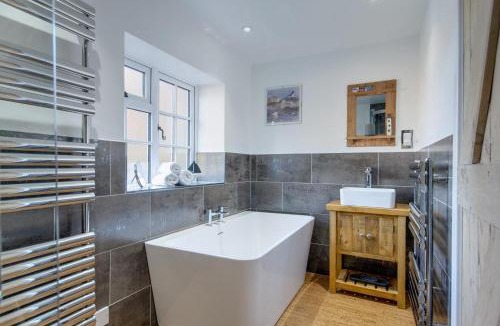 Cley next the Sea House | 2 Bed in Cley oc-2165