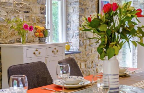 Cowbridge House | 2 bed in Cowbridge 88000