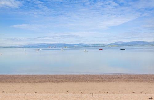 Cromarty Apartment | 2 Bed in Cromarty oc-s32047