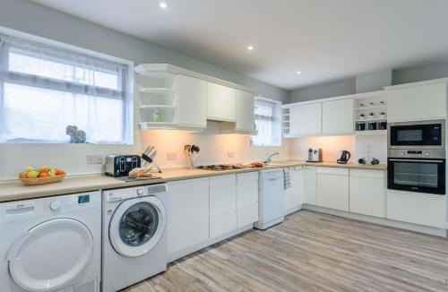 Norley House | 2 Bed in Crowton 85877