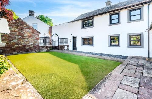 Welton House | 2 Bed in Dalston oc-g32205