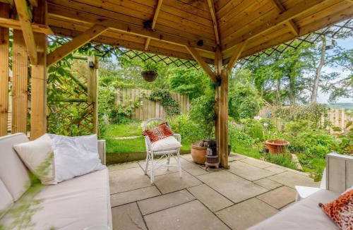 Edlingham House | 2 Bed in Edlingham 78643