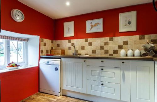 Pitchcombe House | 2 Bed in Evesham 49245