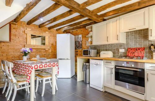 Bretforton House | 2 Bed in Evesham oc-89476