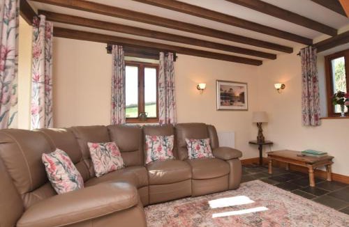 Mount House | 2 Bed in Fowey LTBUZ