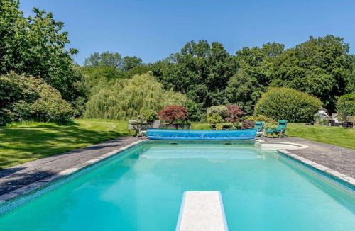 Framfield House | 2 Bed in Framfield 80504